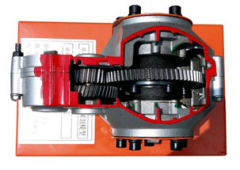 纯电动汽车减速器解剖模型